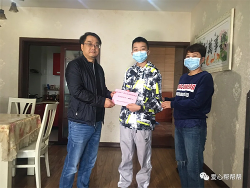 阳光福彩·爱心急难救助金帮助脑瘤患者和孤寡老人2