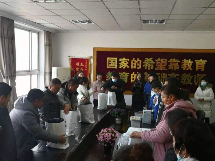 承德市福彩中心党支部开展党日活动3